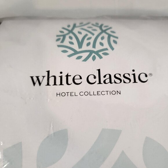 White Classic Collection Set of 2 Bath Matts 22x34 Brown - Picture 2 of 5